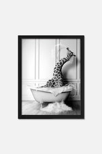 Fun in bathtub <br> (Giraffe )