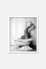 Fun in bathtub <br> (Giraffe )